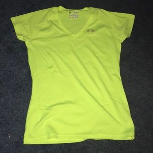 Under armour t shirt